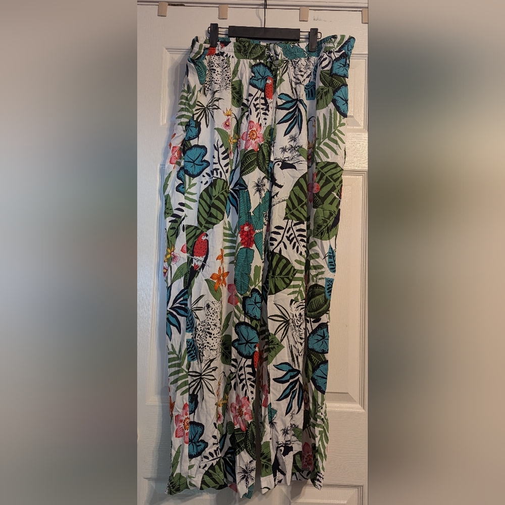 Estelle Tropics Flare Pants NWT